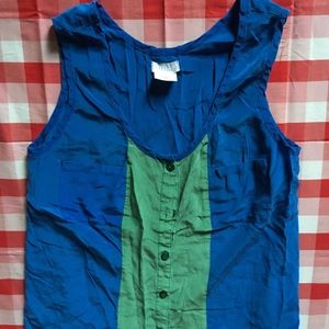 URBAN OUTFITTERS | COOPERATIVE blue and green top